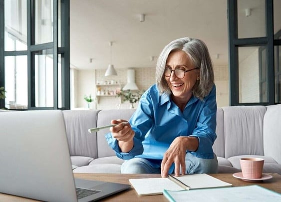5 smart ways to make extra cash from home image