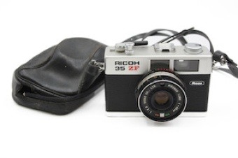 Ricoh 35ZF Rangefinder Camera