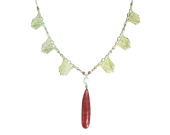Geometric Pendant Drop Necklace