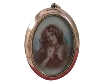 Edwardian Photo Pendant