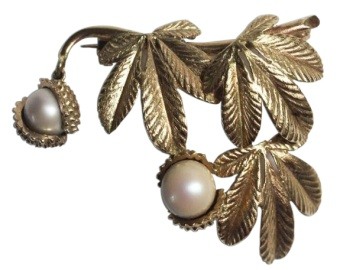 Retro Horse Chestnut Brooch