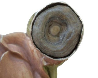 Retro Brutalist Geode Ring