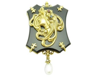 Victorian Onyx Estate Brooch