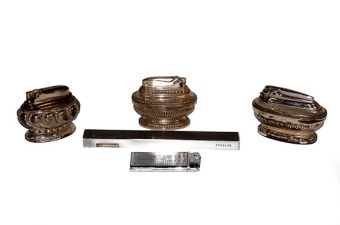 Table/Cigarette Lighters