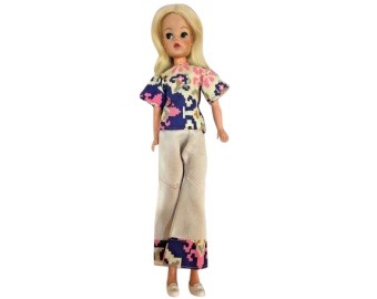 Pedigree Sindy Top Pop Doll