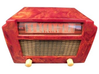 1940s Dewald Tube Radio