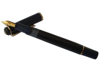 Pelikan M250 Fountain Pen