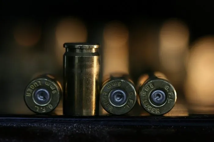 4 9mm bullets
