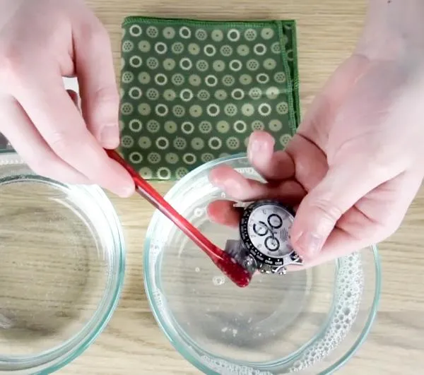 How to clean a Rolex watch