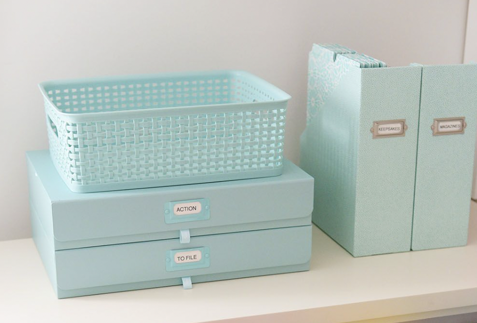 paper organisers, files and baskets